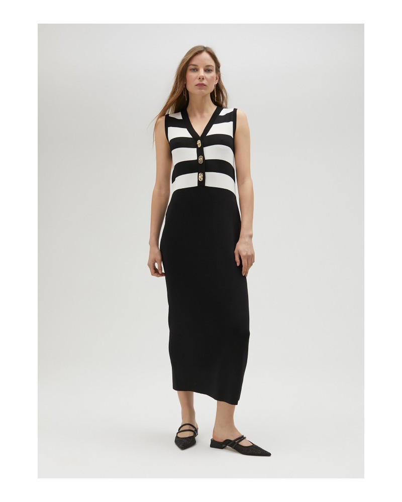 VESTIDO PUNTO BICOLOR RAYAS BLANCO-NEGRO LOLA CASADEMUNT LS2516001 LOLA CASADEMUNT VESTIDO PUNTO BICOLOR RAYAS BLANCO-NEGRO LOLA CASADEMUNT LS2516001 LOLA CASADEMUNT