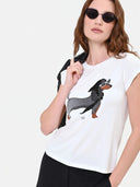 CAMISETA BLANCA CON ESTAMPADO TECKEL RINASCIMIENTO