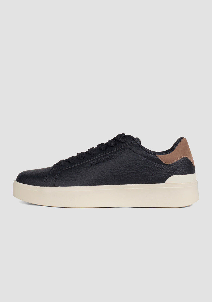 ZAPATILLA NEGRA "TRAVIS MIX" EN SIMIL DE PIEL ANTONY MORATO