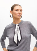 JERSEY CON PAÑUELO EN CUELLO GRIS LOLA CASADEMUNT MF2511018
