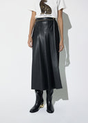 FALDA NEGRA TABLAS CON CADENA LOLA CASADEMUNT