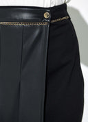 FALDA NEGRA TABLAS CON CADENA LOLA CASADEMUNT