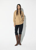 JERSEY CAMEL CORTE ASIMETRICO CON TACHAS LOLA CASADEMUNT