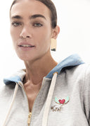 SUDADERA CAPUCHA DENIM CON PINS LOLA CASADEMUNT