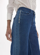 VAQUERO CON TACHAS LATERALES LOLA CASADEMUNT
