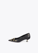 ZAPATOS NEGROS CON APLICACIONES JOYA