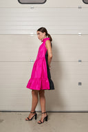 VESTIDO CORTO TAFETAN FUCSIA MOSKADA 8205